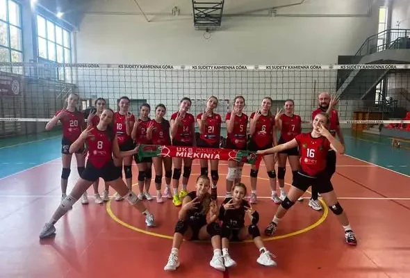 UKS GMS Miękinia wraca do Ligi Juniorek Młodszych z wygraną 3-0 w Kamiennej Górze