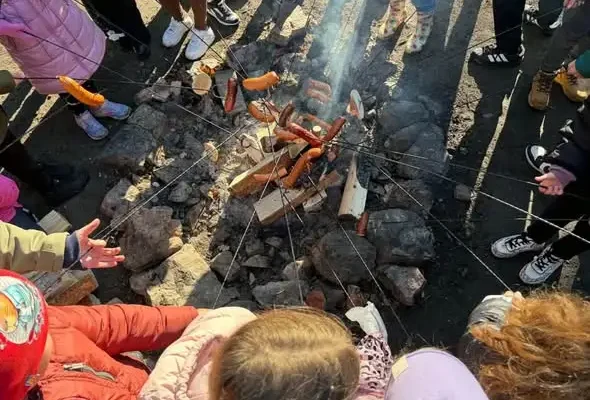 Rajd edukacyjny klas II B i II C – leśna przygoda pełna odkryć