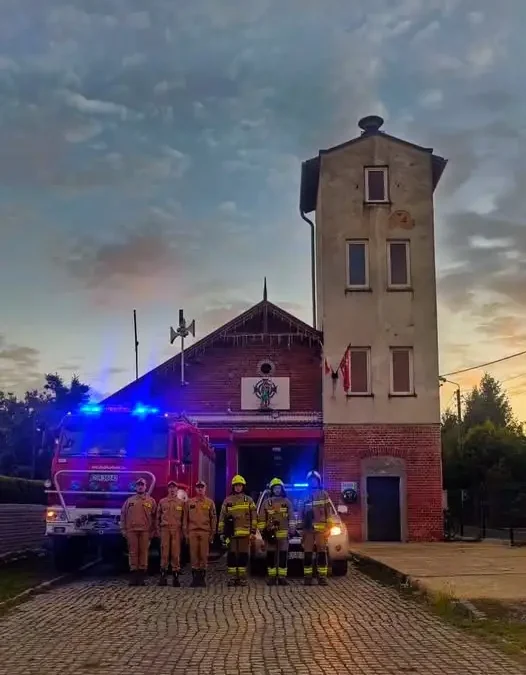 Tragedia w Nisku: dwaj strażacy zginęli podczas akcji ratowniczej