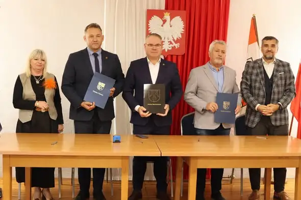 Trzy gminy łączą siły. Powstanie projekt „ODPORNI i BEZPIECZNI”