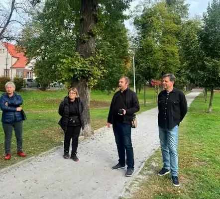 Środa Śląska: spacer „Śladami historii” przyciągnął mieszkańców