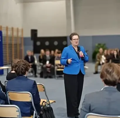 Uczniowie z Wrocławia debatowali o edukacji z wiceminister Katarzyną Lubnauer