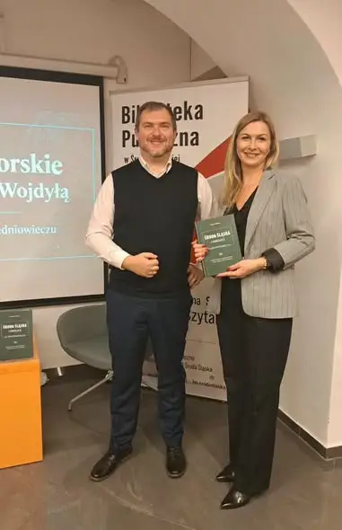Średniowieczne dzieje Środy Śląskiej na spotkaniu autorskim w bibliotece